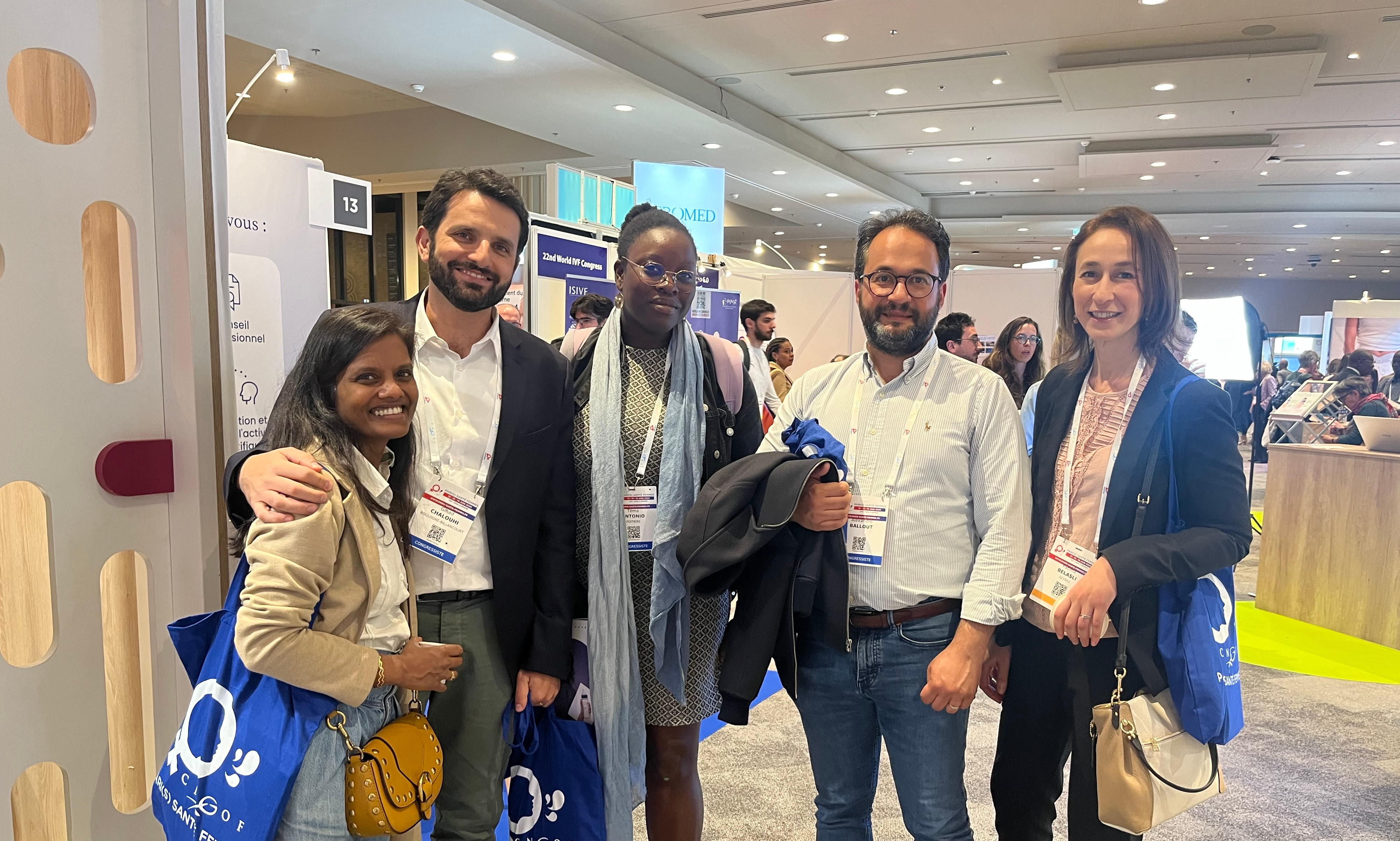 La team SFFERe au top de sa forme au congrès PSF (Paris Santé Femme) 2024!